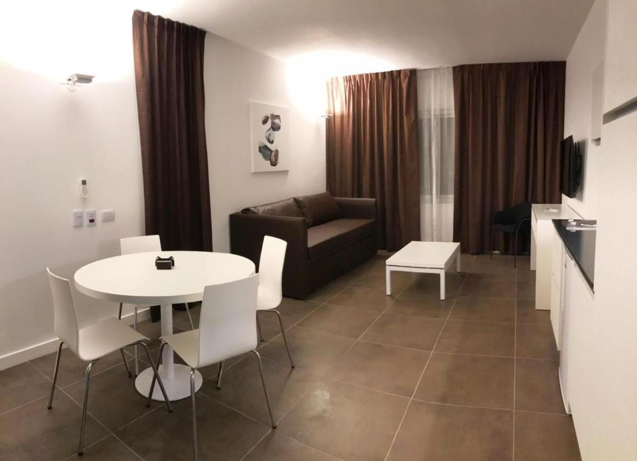 Rental Suites Campana Buitenkant foto